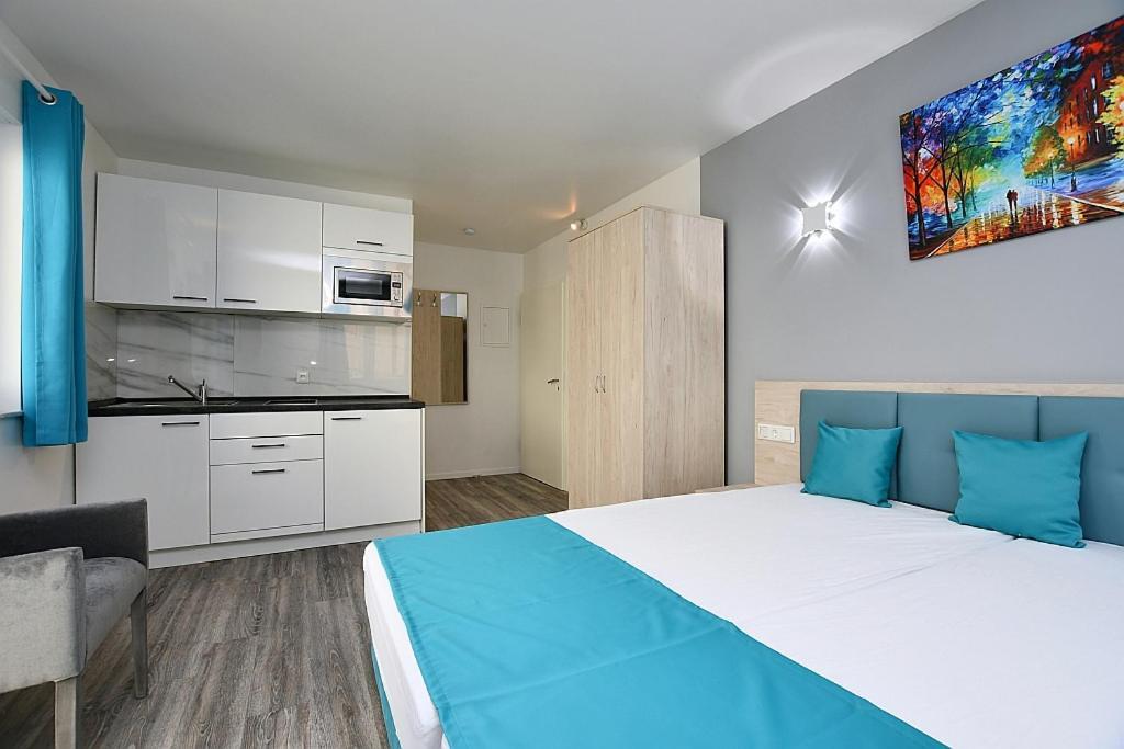 City-Hotel Zuffenhausen - Apartments Щутгарт Екстериор снимка