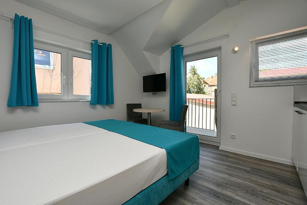City-Hotel Zuffenhausen - Apartments Щутгарт Екстериор снимка