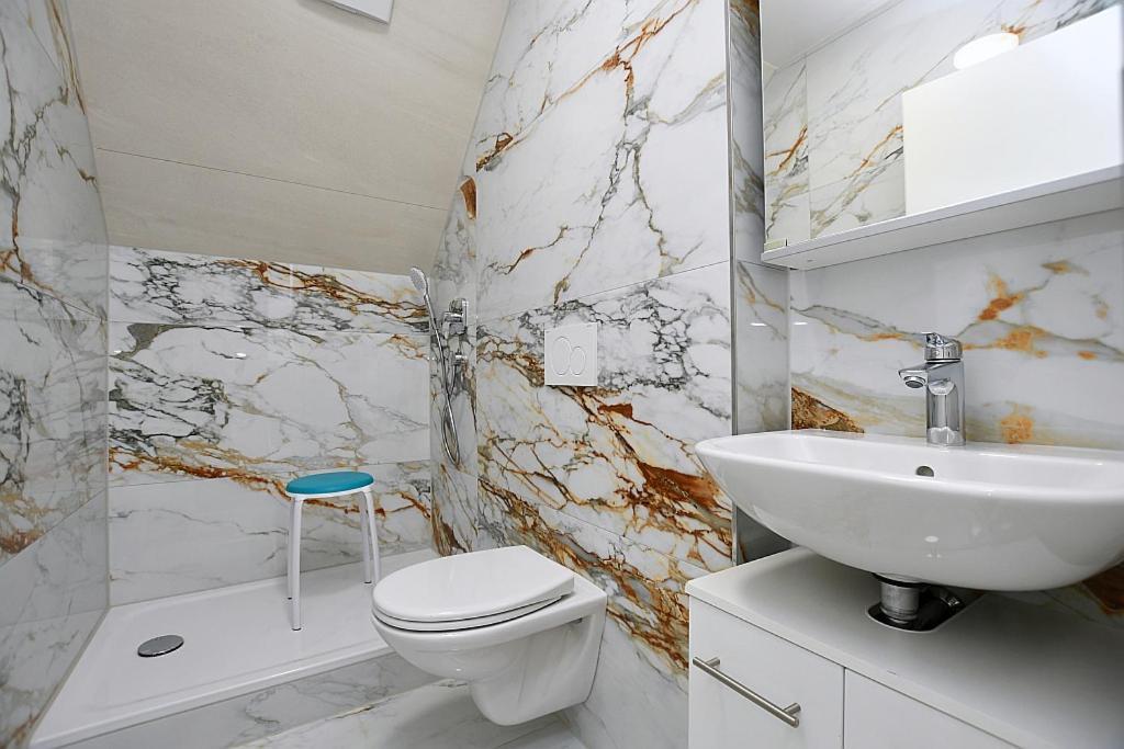 City-Hotel Zuffenhausen - Apartments Щутгарт Екстериор снимка